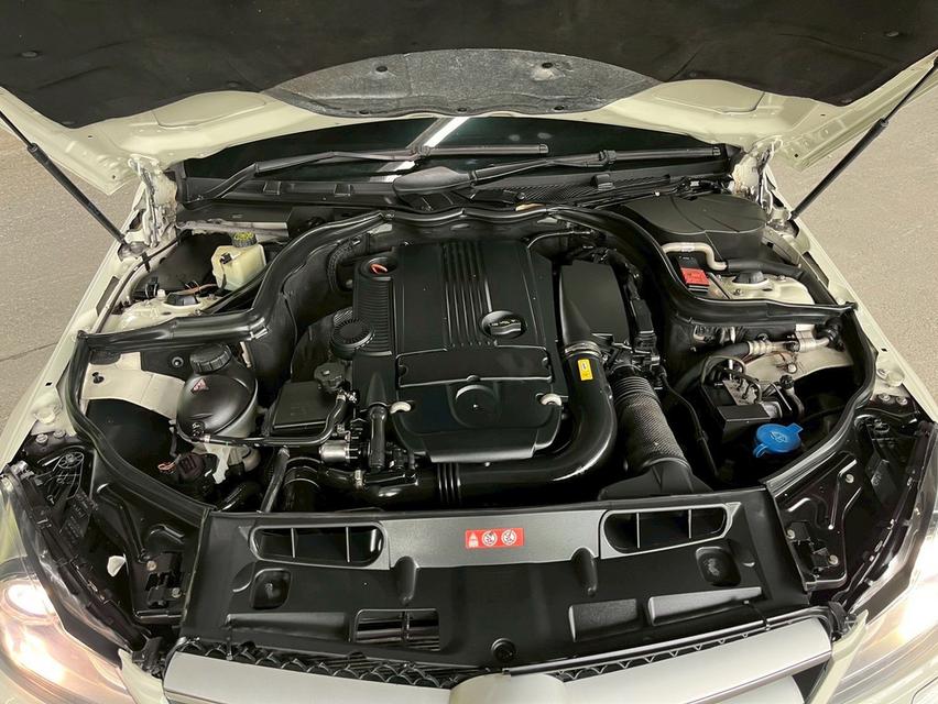 รหัสรถ WMT29 BENZ C180 coupe AMG ปี 2011 12