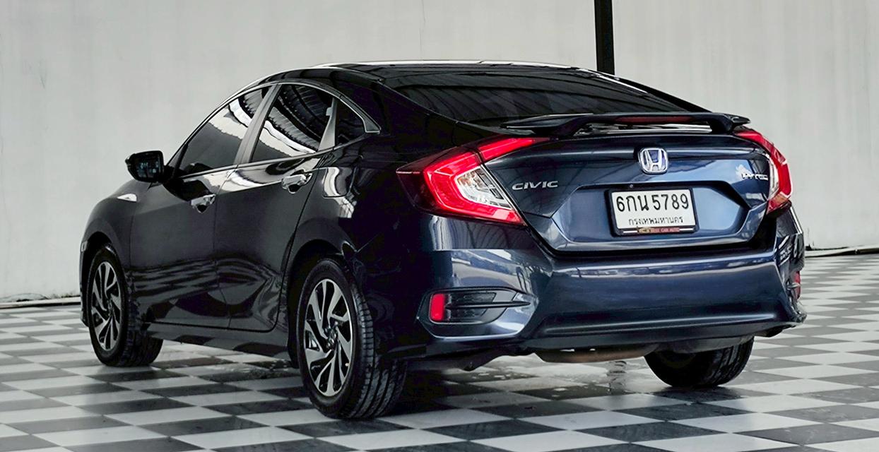 🚗HONDA CIVIC FC 1.8 EL เกียร์ ปี 2016🚗⭐ฟรีดาวน์ 8,xxx/84 งวด 2