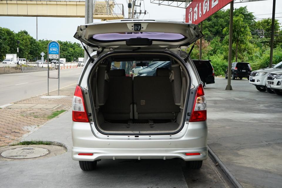 2012 TOYOTA INNOVA 2.0G 8