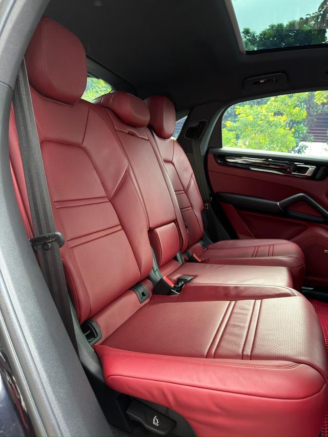 Porsche Cayenne E-HybridYear : 2022Mileage : 23,947 km รูปที่ 5