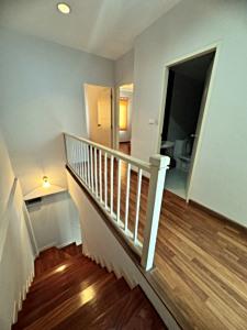 ให้เช่าทาวน์เฮ้าส์ หมู่บ้านดิเอ็กซ์คลูซีฟ พัฒนาการ44 ใกล้ BTS หัวหมาก พร้อมเข้าอยู่ 15 ธันวาคม 68 (N.1485) 8