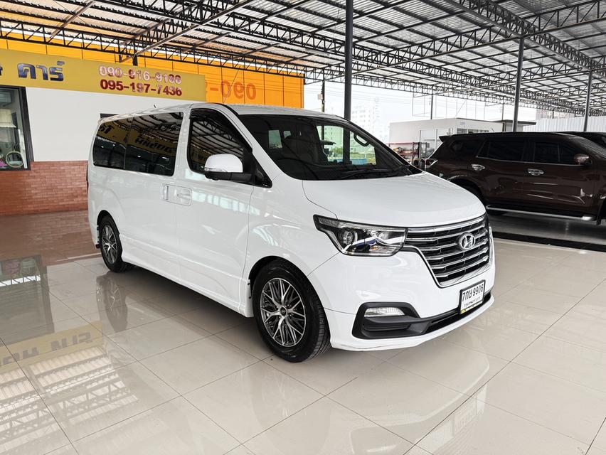  Hyundai Grand Starex 2.5 VIP (ปี 2018) Wagon AT 3