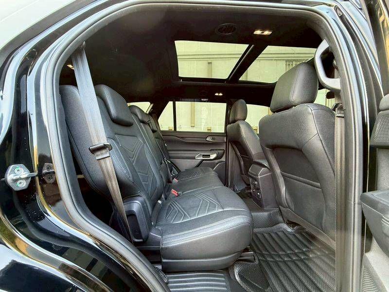 FORD EVEREST 2.0 THAITANIUM PLUS 2WD 12