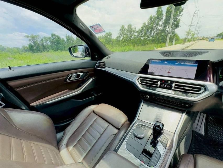 (แจ้งรหัสรถ YO7755) 🚩 BMW 330e M SPORT G20 LCI ปี 2022 จด 2023 รูปที่ 13