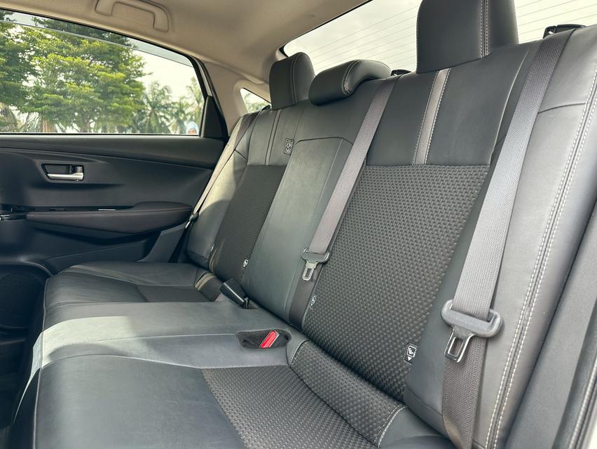 TOYOTA YARIS  ATIV Sedan 4dr Premium  CVT FWD 1.2. Y2023. สีขาว 14