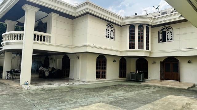 รูป PT12 ขาย บ้านเดี่ยว ลาดพร้าว 48 เดินทางสะดวก ใกล้ทั้งทางด่วนและรถไฟฟ้าสายสีเหลือง ใกล้ตลาดโชคชัย 4 สามเสนนอก เขตห้วยขวาง 5