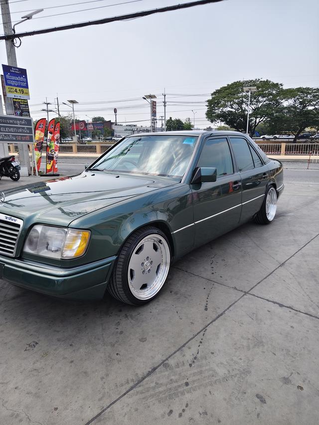 Mercedes Benz w124 e200 โค๊ด C ปี1995 ออโต้ ไม่แก๊ส ภาษี69 พร้อมใช้งาน จัดทรงมาแล้ว หล่อๆ ล้อ+ยางใหม่ 18" สนใจโทร 0983542445 ครับ