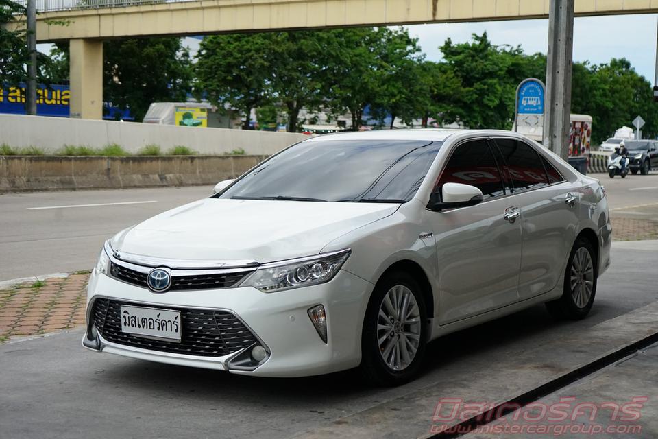 TOYOTA CAMRY HYBRID 2.5 HV PREMIUM ( 3888 )
