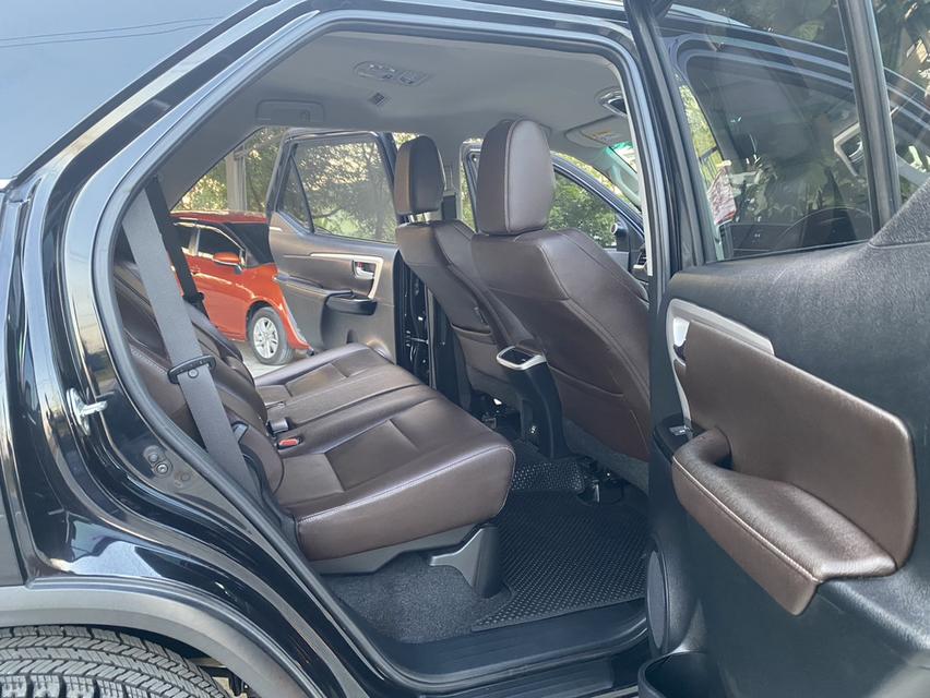 Toyota Fortuner 2.4 cc โฟวิล ออโต้ รูปที่ 10