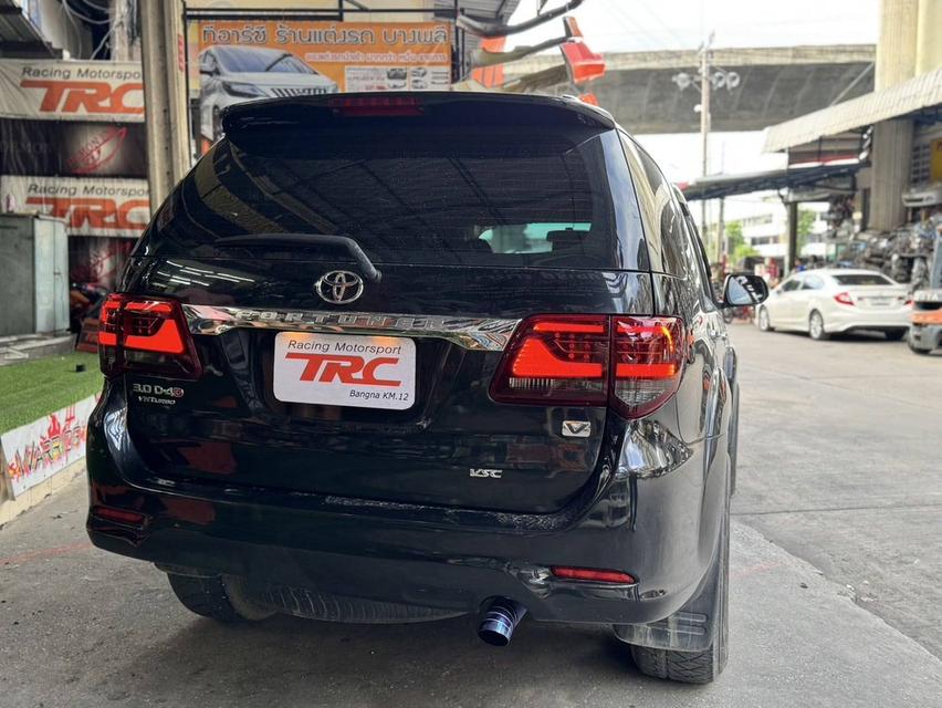 FORTUNER 2012-2014 ไฟท้าย LIGHTBAR LED V4 สีดำแดง รูปที่ 4