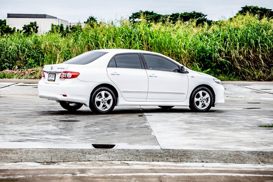 Toyota Altis 1.8G ปี 2011 เกียร์ออโต้ สีขาว สวยสภาพดี