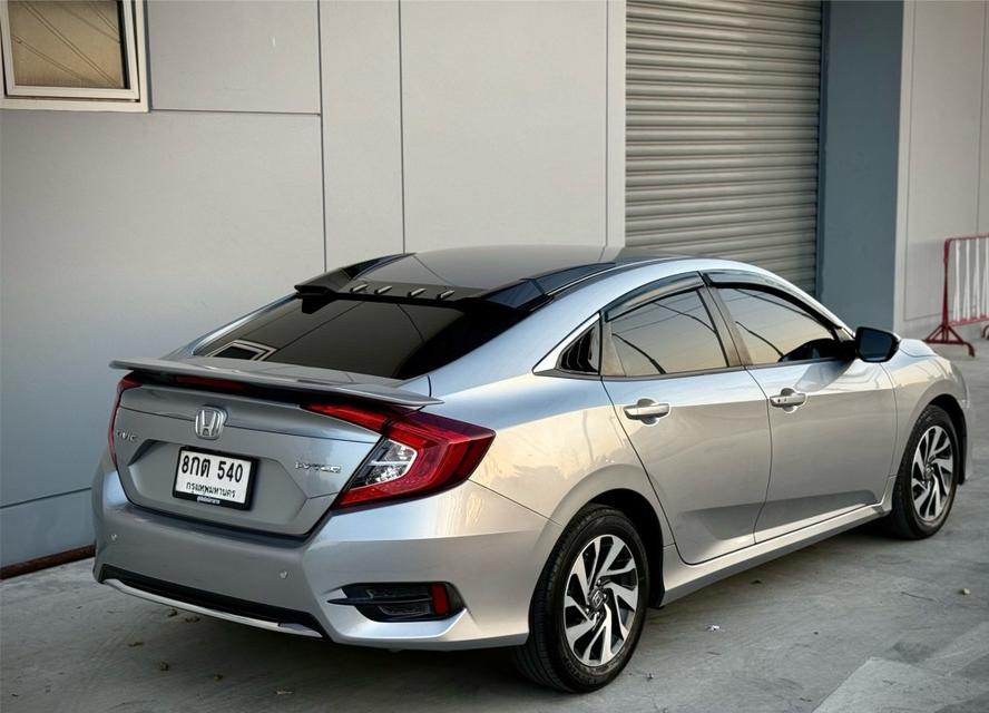 Honda Civic FC 1.8 Auto ปี 2019 4