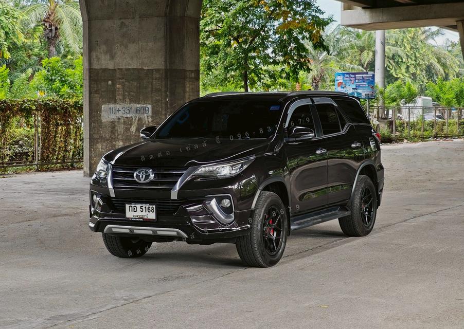 Toyota Fortuner 2.4 V ปี 2016