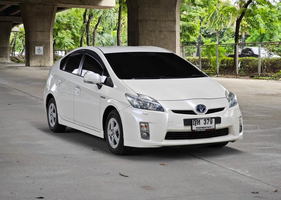 Toyota Prius 1.8 Hybrid AT CVT ปี 2011  1