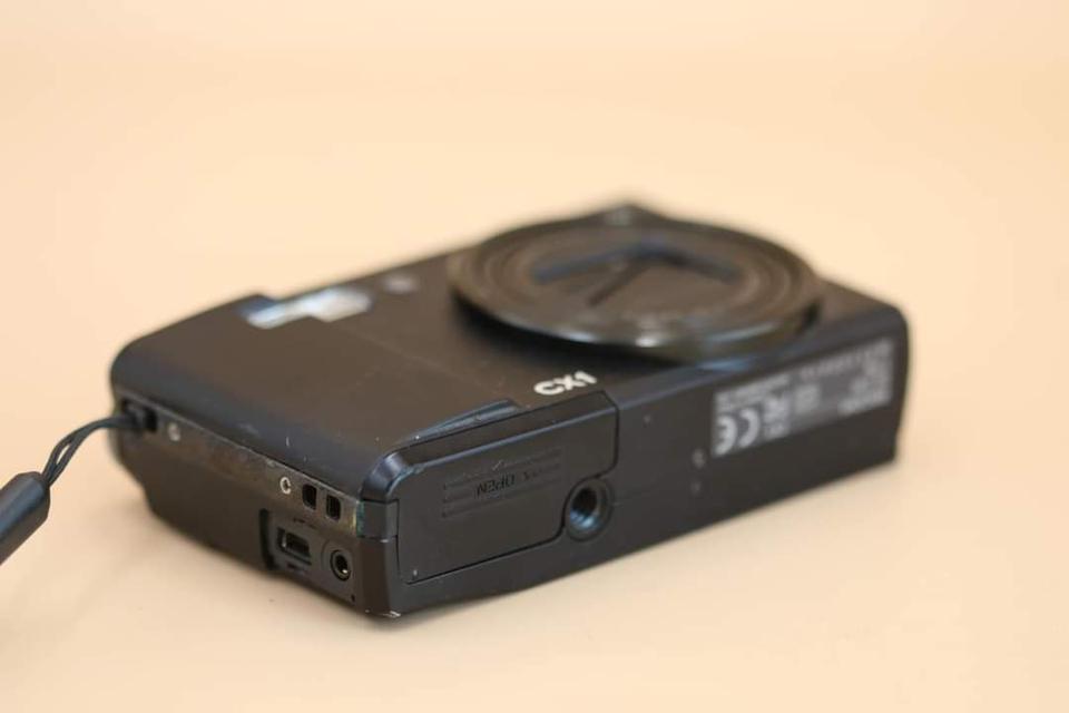 กล้องคอมแพค Ricoh CX1 4