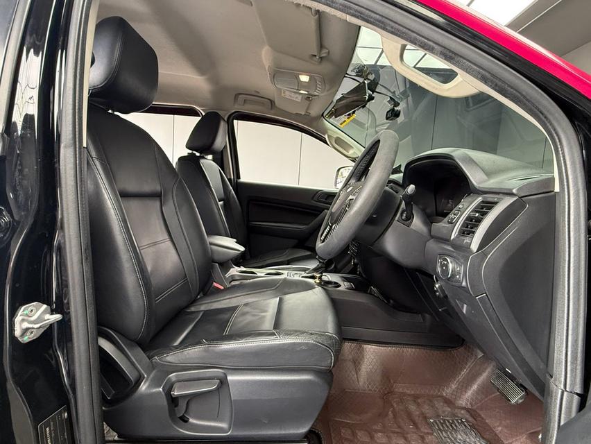 #FORD EVEREST 2.0 TURBO สีดำ เครื่องยนต์ดีเซล 2000 cc มาพร้อมชุดแต่งจัดเต็ม ปี2018เลขไมล์ 244,726โล-รถมือเดียวป้ายแดงลูกค้าซื้อสดมา✅✅ ราคาขาย 468,000 รูปที่ 12
