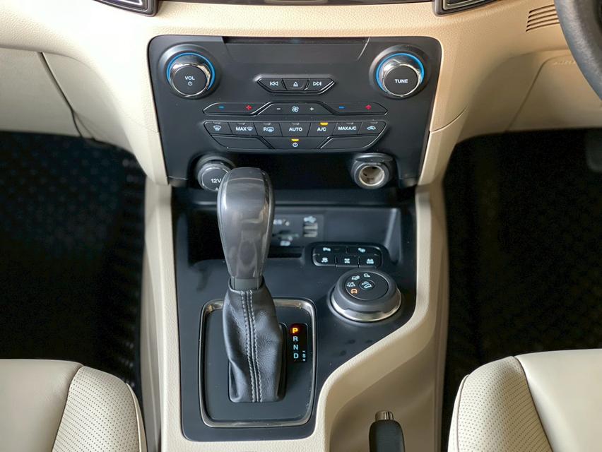 ปี 2015 FORD EVEREST, 3.2 TITANIUM PLUS 4WD รูปที่ 16