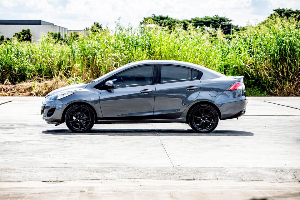 Mazda2 1.5 Groove Sedan ปี 2010 สีเทา เกียร์ออโต้ 11