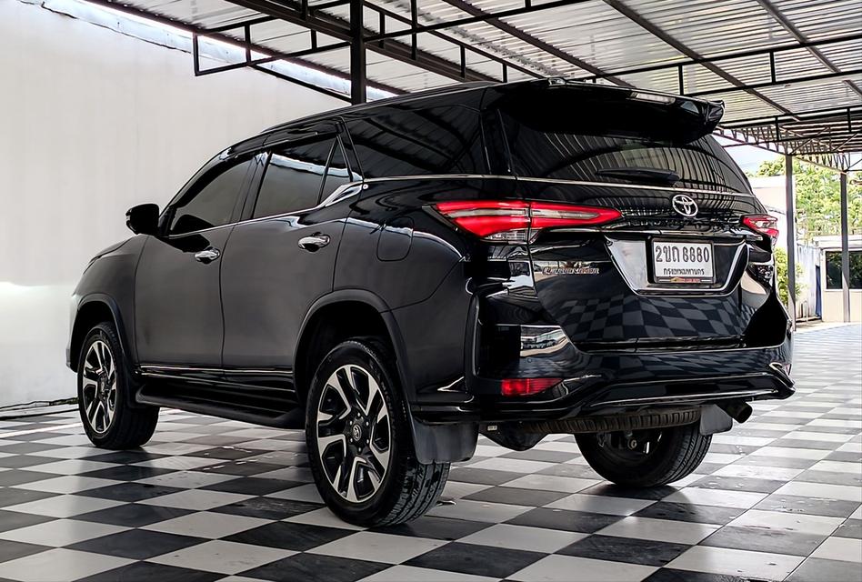 FORTUNER LEGENDER 2.4 V 4WD ปี 2021 ✅ ฟรีค่าจัด-ค่าโอน ✅ ฟรีประกันภัย ✅ ฟรี พรบ 3