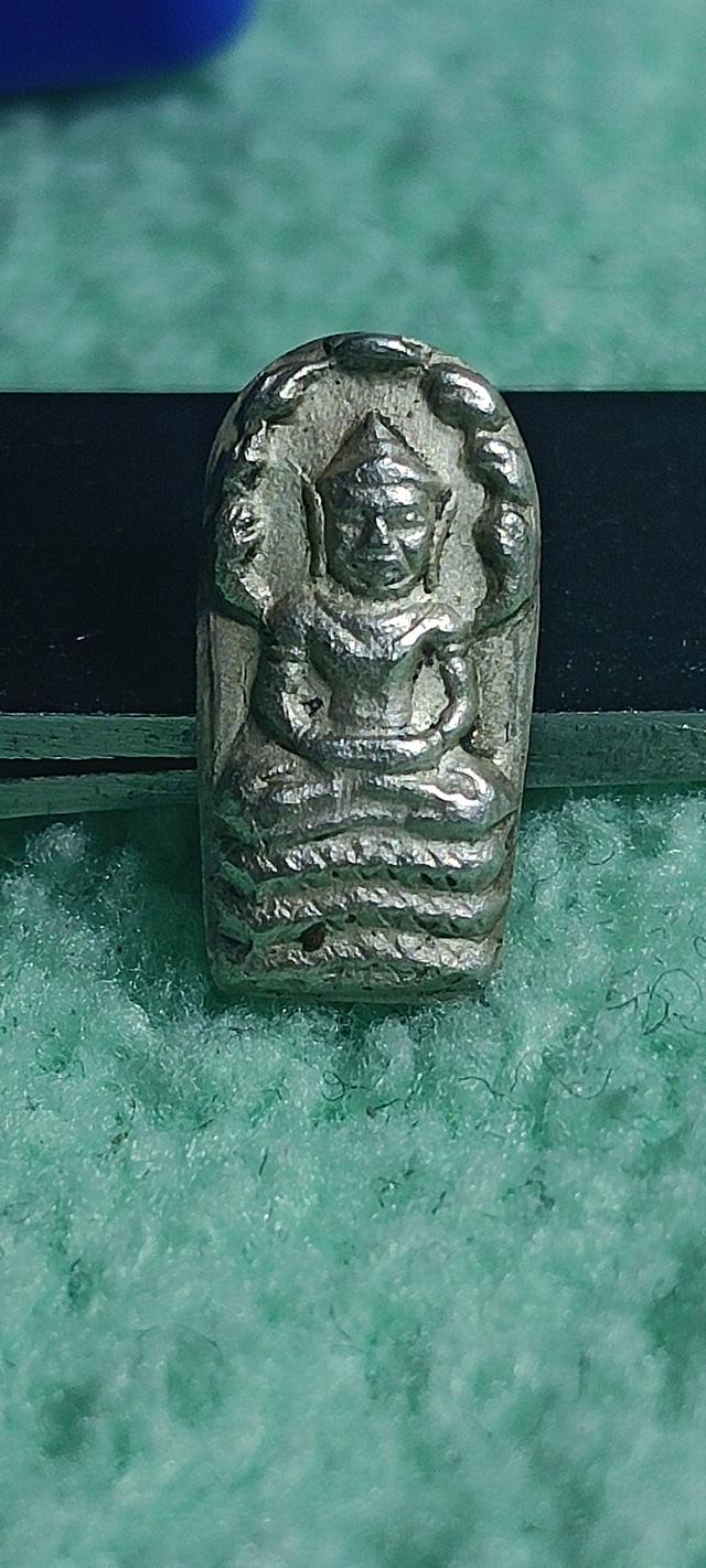 ปรกใบมะขามจ้อยเนื้อเงินหลวงปู่ทิม