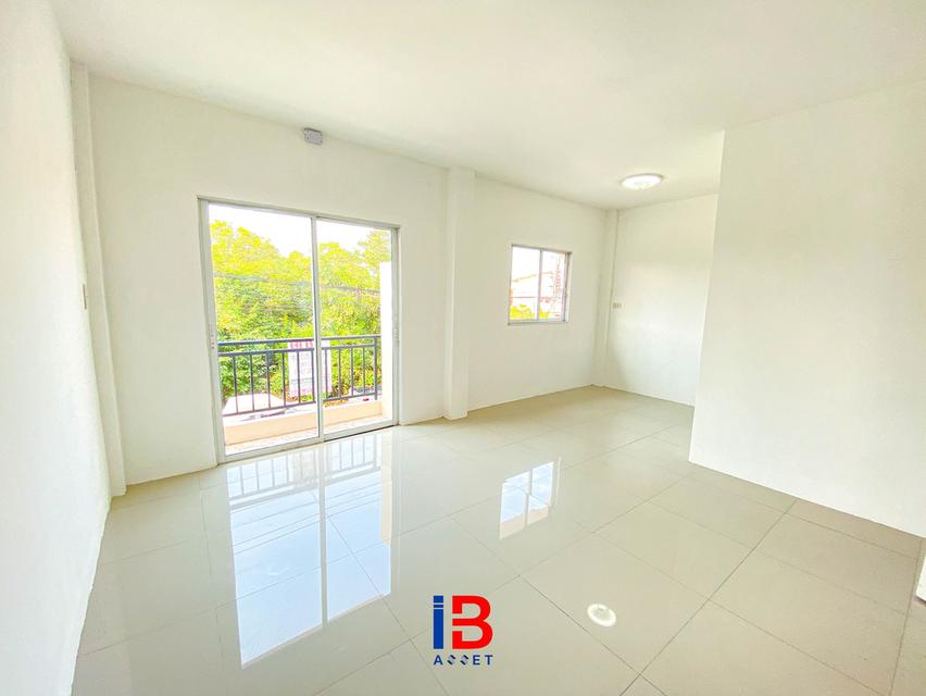ขายทาวน์โฮม 3 ชั้น หมู่บ้านเพชรทวี พุทธมณฑลสาย 5 11