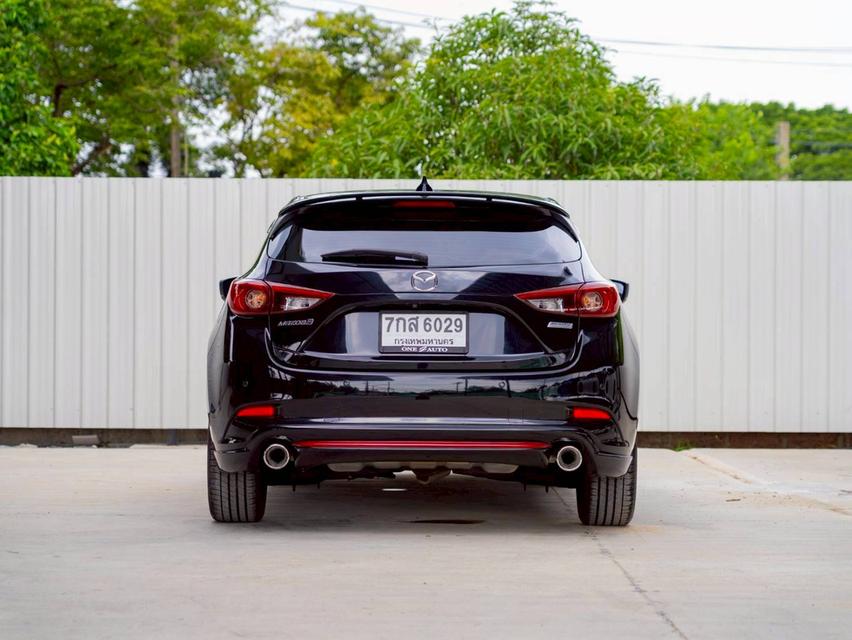 Mazda 3 2.0S Sport ปี 2018 รถสวย