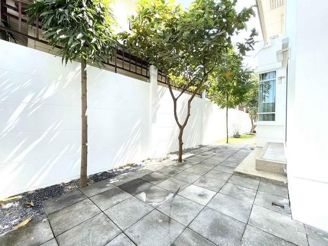 รหัสC7009 ให้เช่าบ้านเดี่ยว 2ชั้น หลังมุม หมู่บ้านสราญสิริ รามอินทรา 2 ถนนปัญญาอินทรา 4