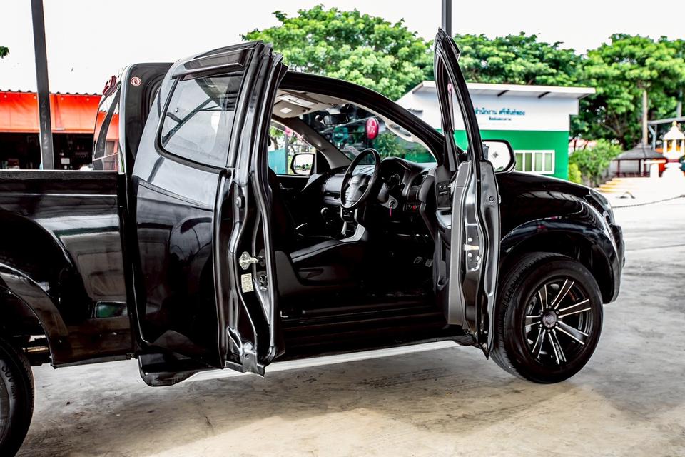 2018 Isuzu d-max 1.9 L เครดิตดีฟรีดาวน์ 9
