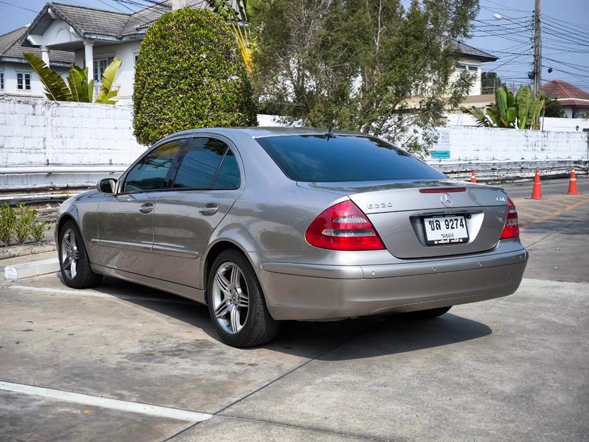 Mercedes Benz E220 Classic CDI 2006 4