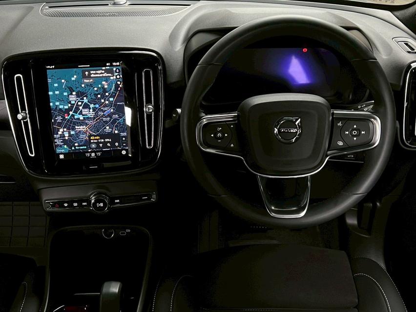 Volvo C40 Recharge Pure Electric  7