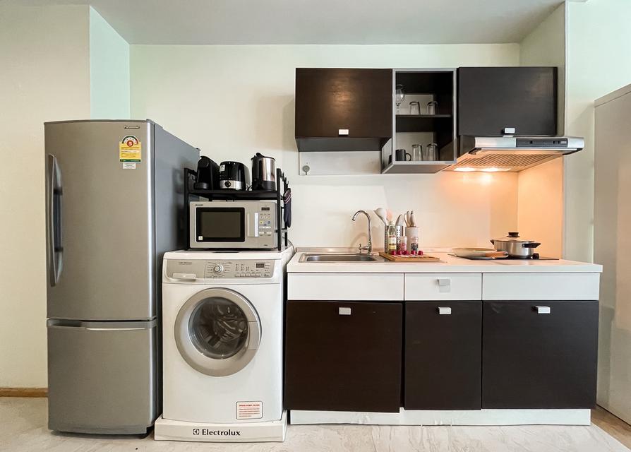 🔥 ด่วน! คอนโดไซส์ใหญ่ 1 ห้องนอน พร้อมเฟอร์ครบ ติด BTS ทองหล่อ ทำเลทองเพียง 9.4 ล้านเท่านั้น! รีบเป็นเจ้าของก่อนพลาดโอกาส! 🔥 9