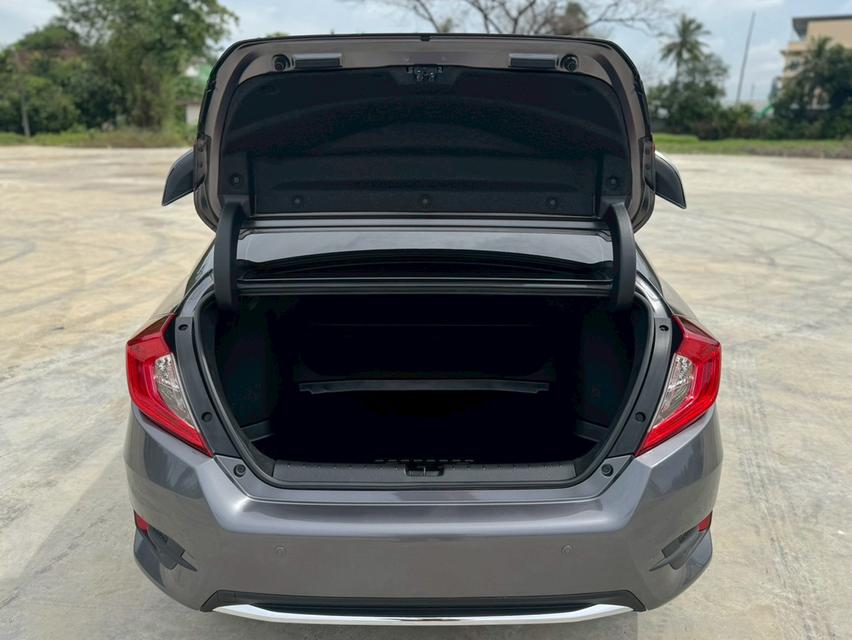 HONDA CIVIC FC  1.5 RS TURBO (MNC)  TOP ปี 2019 สีเทา  เกียรออโต้  8