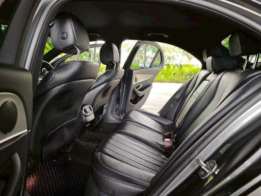 ขายรถ Benz E350e W213 Plugin Hybrid  ปี 2020 สีเทา เกียร์ออโต้ 12