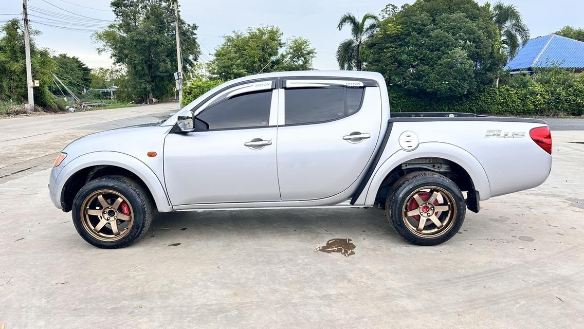 ขายมิตชูไททัน4ประตู มือเดียวป้ายแดงดูรถได้ที่อำเภอไทรน้อยนนทบุรี รูปที่ 5