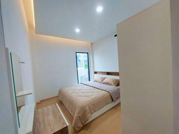 บ้านสวยพร้อมอยู่ เริ่ม 2.xxล้าน! บ้านเเฝด 2 นอน ถนนกว้าง 8 เมตร ถนนไม่ตัน เข้าซอยไหนก็ได้ เเละมาพร้อมกับเลขที่มงคล 999 6