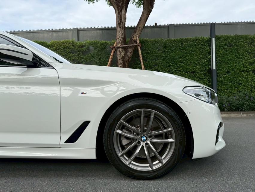 รหัสรถ AP939 BMW 520 d M-Sport ปี 2020 6