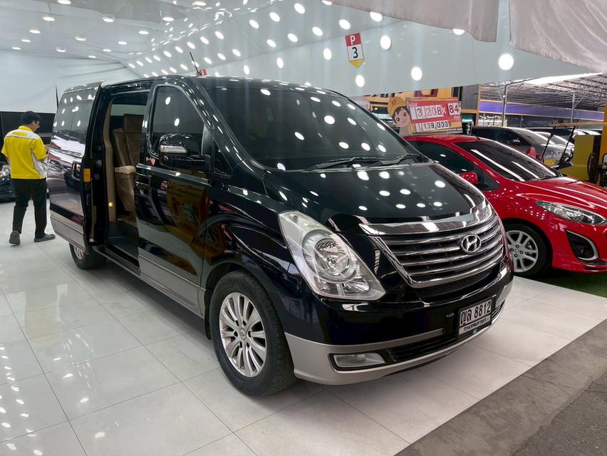 HYUNDAI GRAND STAREX 2.5 VIP เกียร์ AT ปี 2011 สีดำ เบนซินเลขไม์ 237,652 กมราคา 409,000 บาทโทร 09296998996B384 รูปย่อยที่ 3