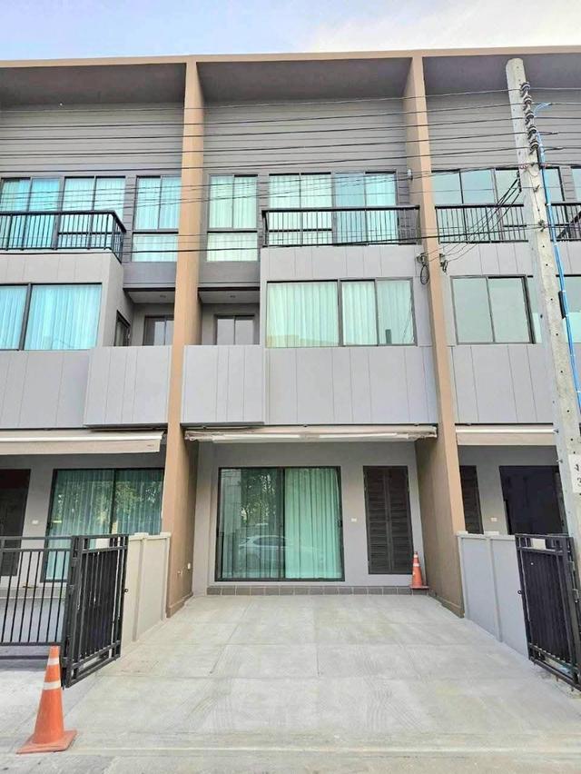 ให้เช่าทาวน์โฮม 3 ชั้น หมู่บ้านกลางเมือง พระราม 9 - กรุงเทพกรีฑา ใกล้ APL ทับช้าง (N.1834) 1