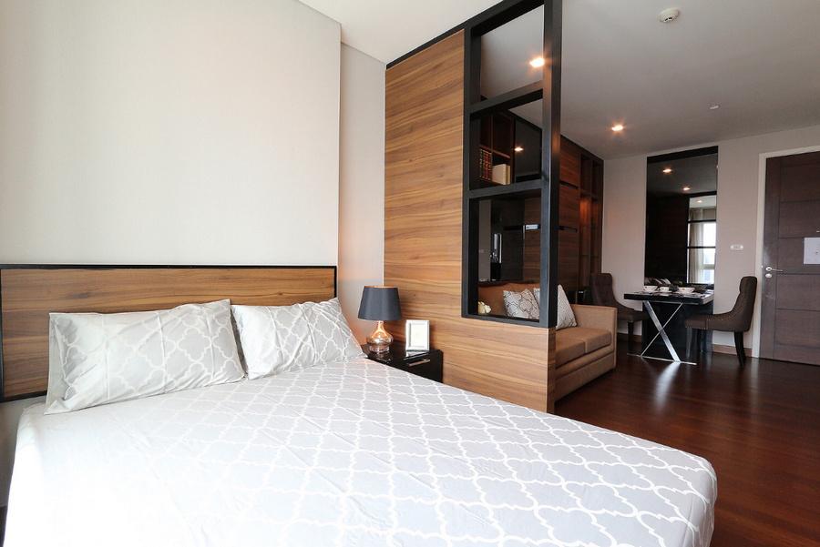 คอนโด ไอวี่ ทองหล่อ สวยและราคาดีสุดในโครงการ มี 2 unit 36 ตารางเมตร ชั้น19,20 วิวทิศใต้หันไปทาง J Avenue เฟอร์ built in 4