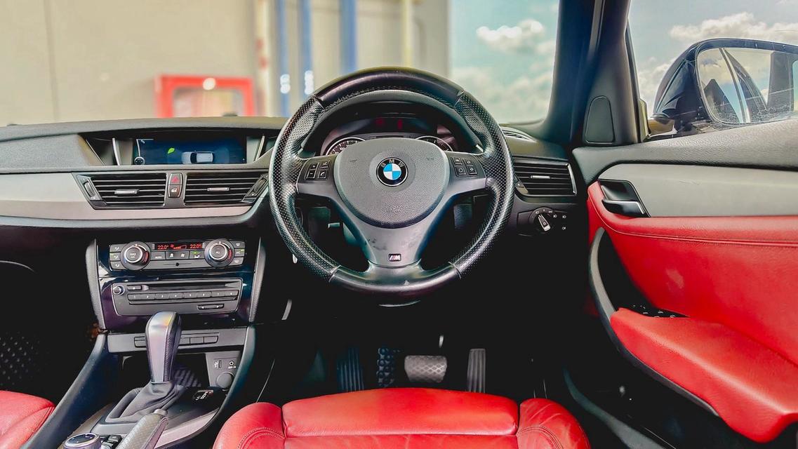 BMW X1 sDrive18i M SPORT ปี 2015 🔥 รูปที่ 10