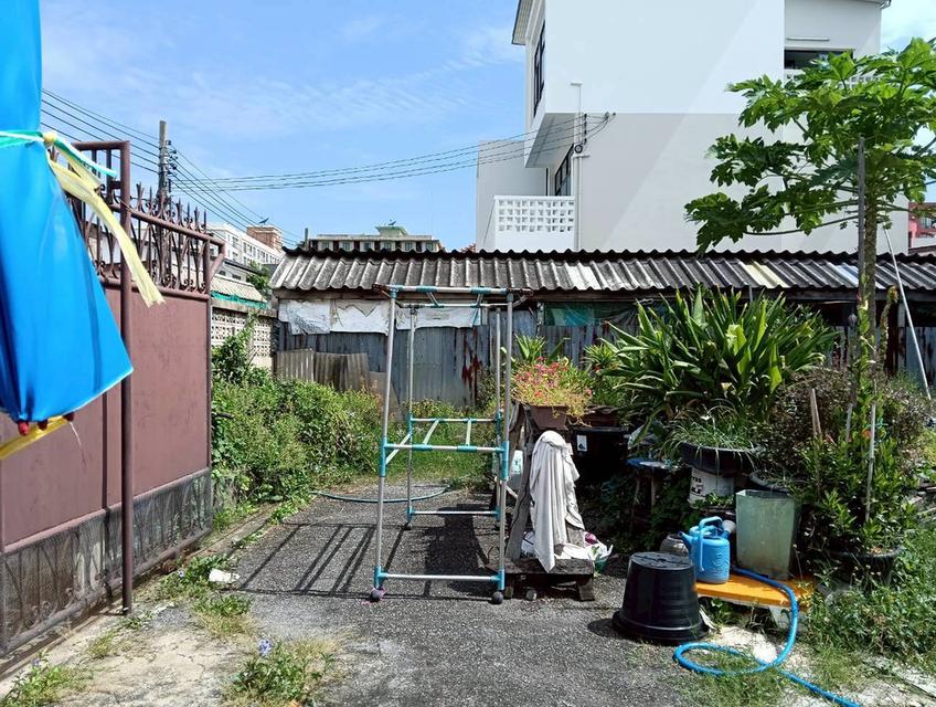 ขายที่ดิน ซอยอินทามระ 3 ถนนสุทธิสารวินิจฉัย 5
