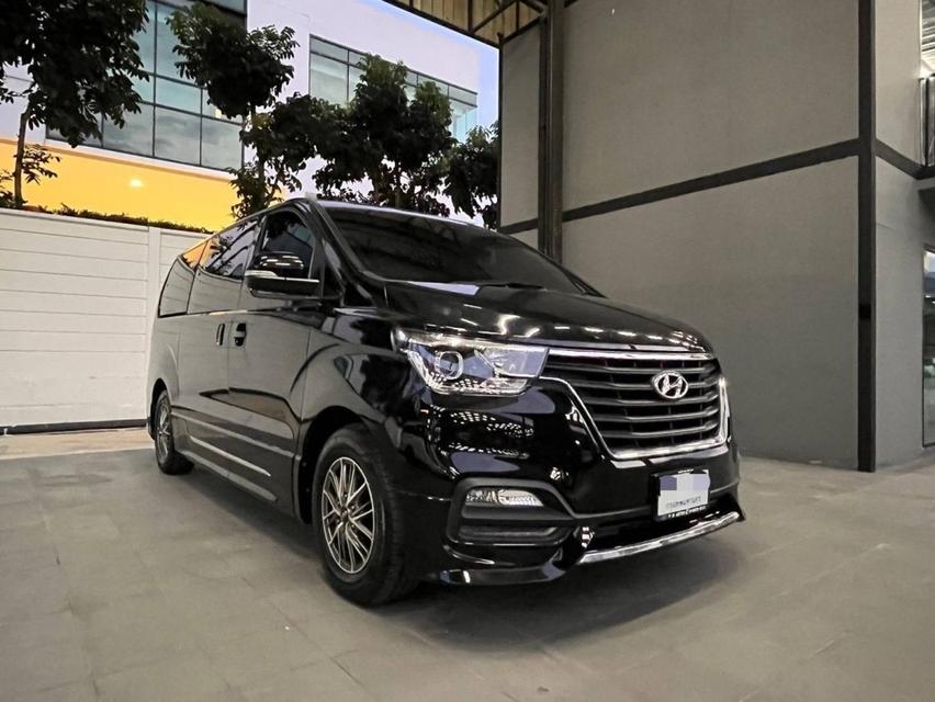 Hyundai H1 Elite ns ปี 2022 สีดำ รหัส KPC53 2