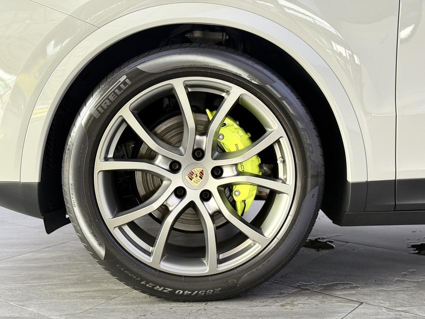 Cayenne E-Hybrid Coupe 13