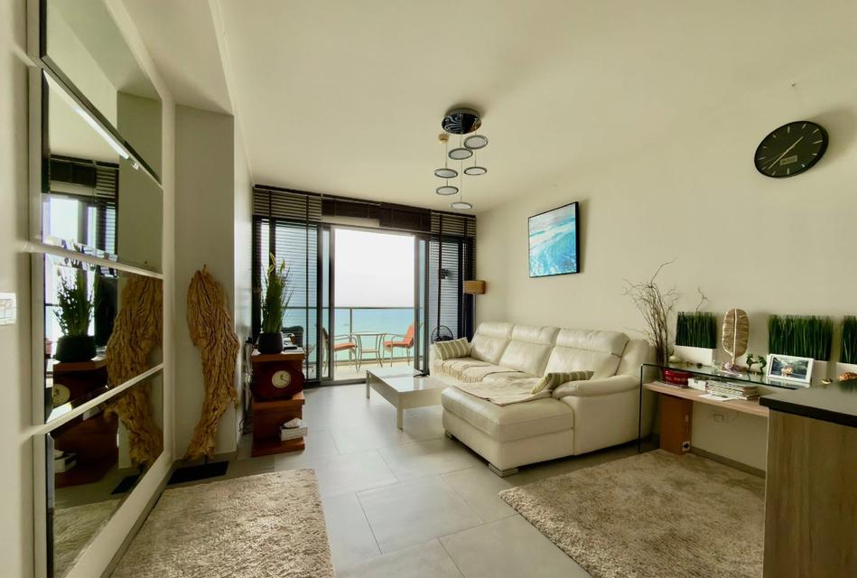 Beach front condoZIRE WONGAMAT Pattaya 4