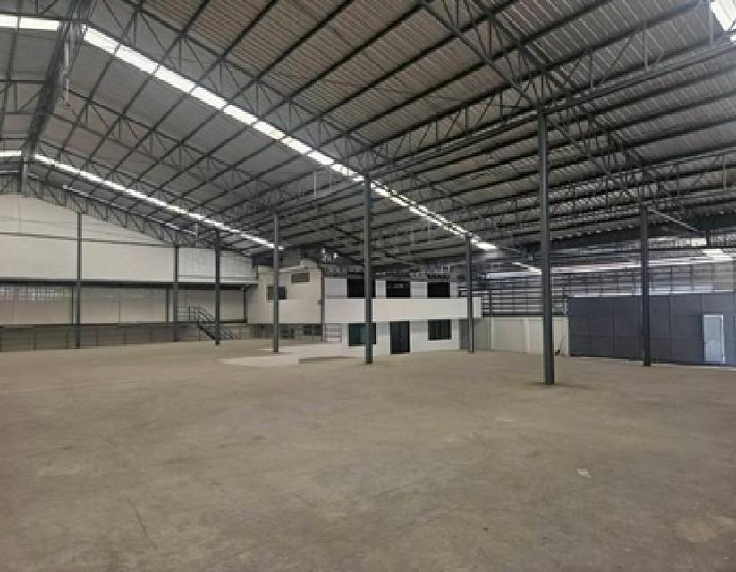 ให้เช่าโรงงาน / โกดัง พร้อมสำนักงาน พื้นที่สีม่วง พุทธมณฑล สาย 4 อ้อมน้อย กระทุ่มแบน พื้นที่ 1680 ตารางเมตร 5
