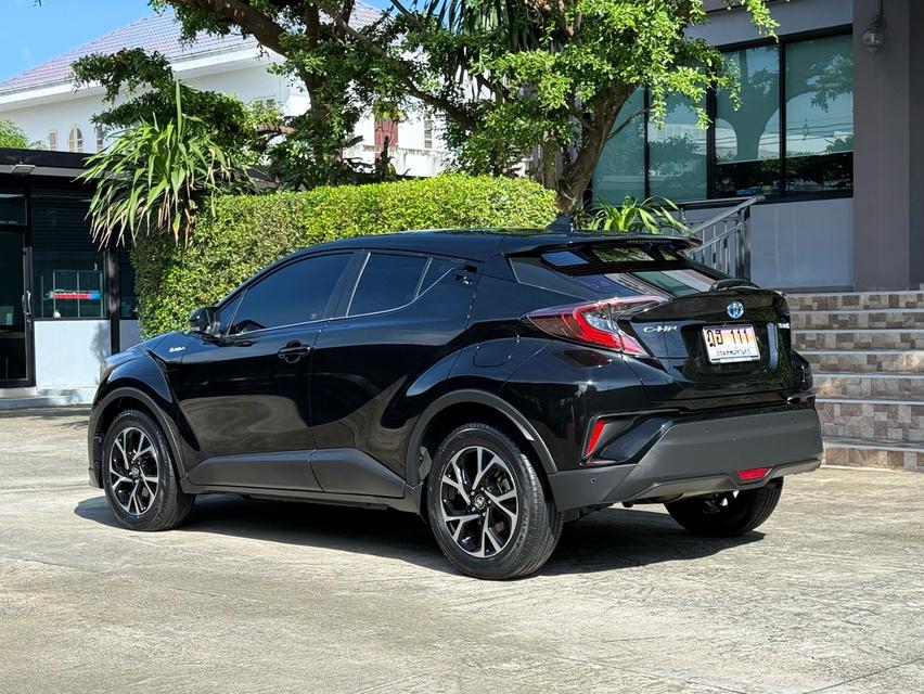 2020 TOYOTA CHR HV HI รถมือเดียวออกป้ายแดง รถวิ่งน้อย เข้าศูนย์ตามระยะ รถไม่เคยมีอุบัติเหตุครับ 6