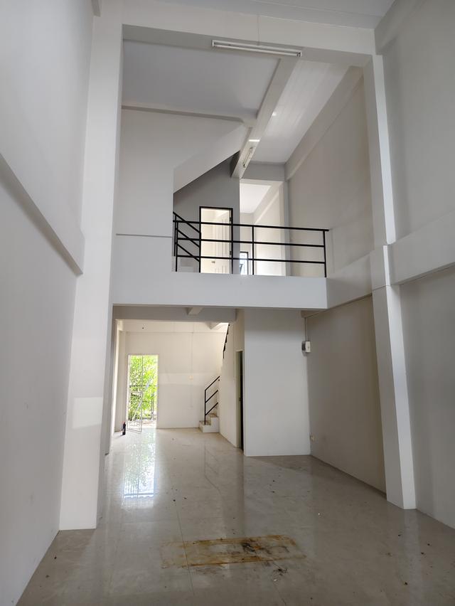 ขายอาคารพาณิชย์ศรีราชา 1 คูหา เส้นสวนเสือศรีราชา ทำเลเหมาะทำธุรกิจ 3