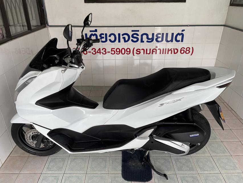 PCX160 ผ่อนได้ มีเก็บปลายทาง กุญแจครบ สภาพเดิมศูนย์ รถใช้น้อย ไม่เคยล้ม ชุดสีไร้รอย ท้ายไม่หอน วิ่ง5000 กลางปี64 2