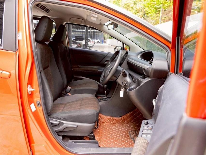 TOYOTA SIENTA 1.5G ปี 2018 รถสวย 14
