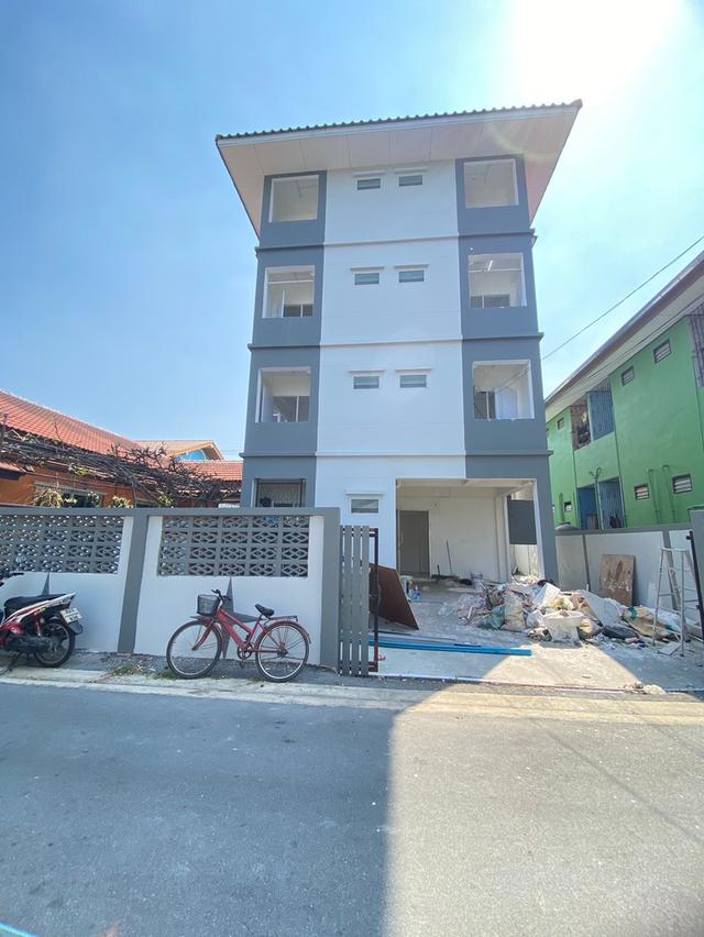 อพาร์ทเม้นท์รีโนเวทใหม่ ประชาอุทิศ90  12